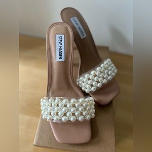 Soft natural Steve Madden heels with pearls. Size 8. Never worn but to try on.